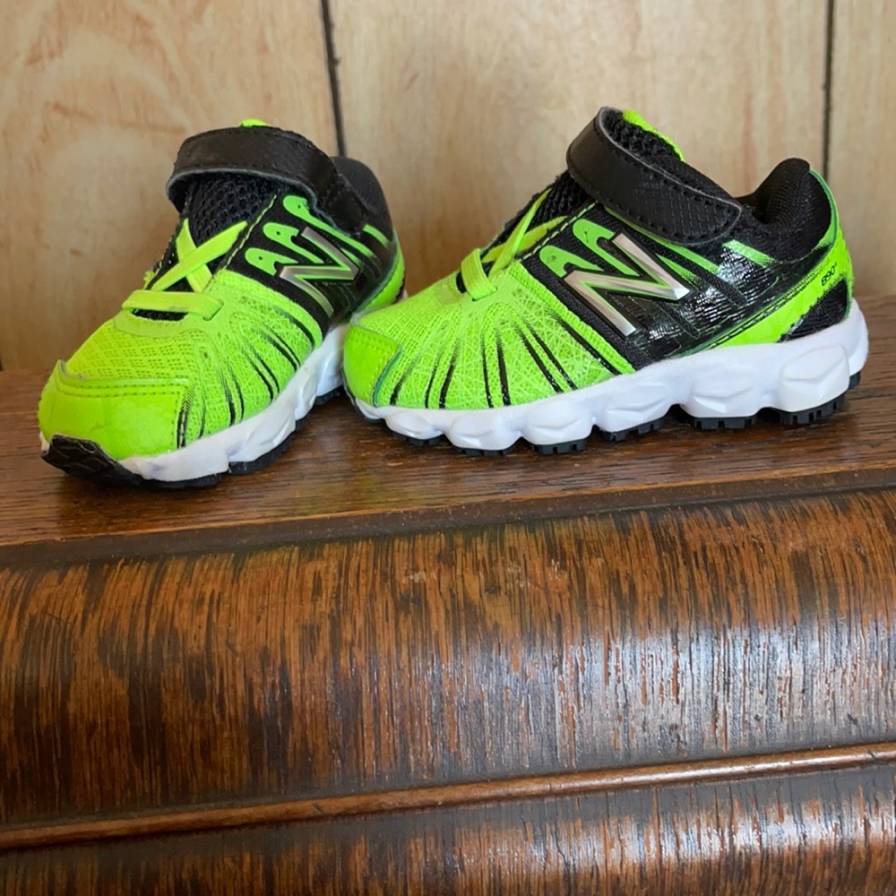 New balance sneakers child/toddler